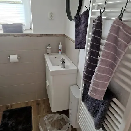 Bezauberndes Luett Hus Guest house Damlos