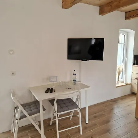 Bezauberndes Luett Hus Damlos