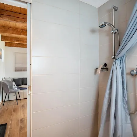 Bezauberndes Luett Hus Damlos