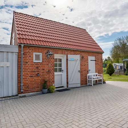 Pensjonat Bezauberndes Luett Hus 3*