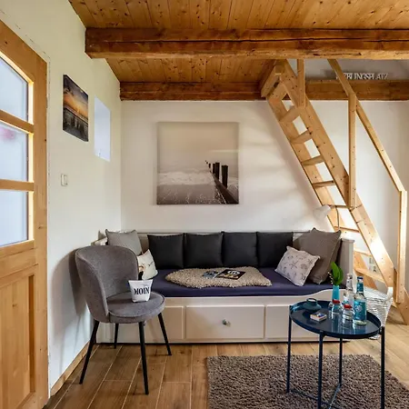 Casa de hóspedes Bezauberndes Luett Hus